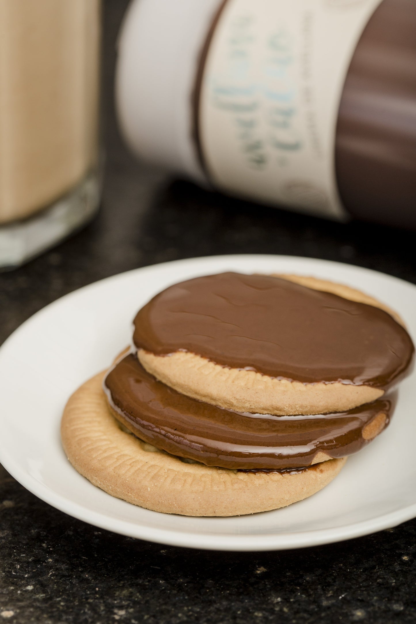 Galletas untadas con crema de Avellana Cacao